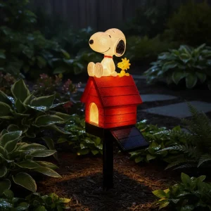 2026 Snoopy And Woodstock House Solar Garden Light