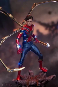 Hot Toys MMS761 Avengers: Endgame Iron Spider 1/6 Scale Collectible Figure 8 Hot Toys MMS761 Avengers: Endgame Iron Spider 1/6 Scale Collectible Figure
